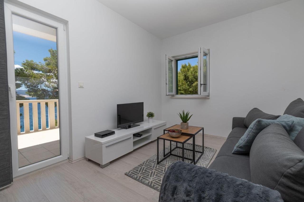 Apartments Empress Mimice Eksteriør bilde
